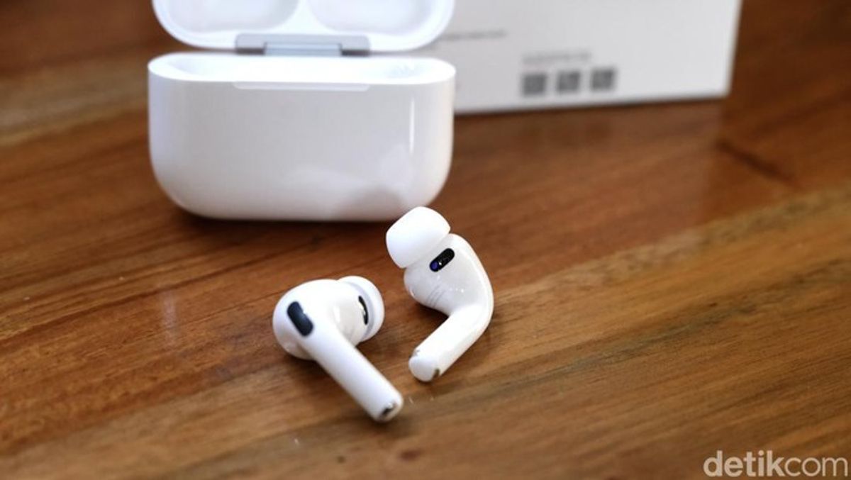 Apple Kembangkan iPhone Layar Hologram dan Wearable AI Terbaru
