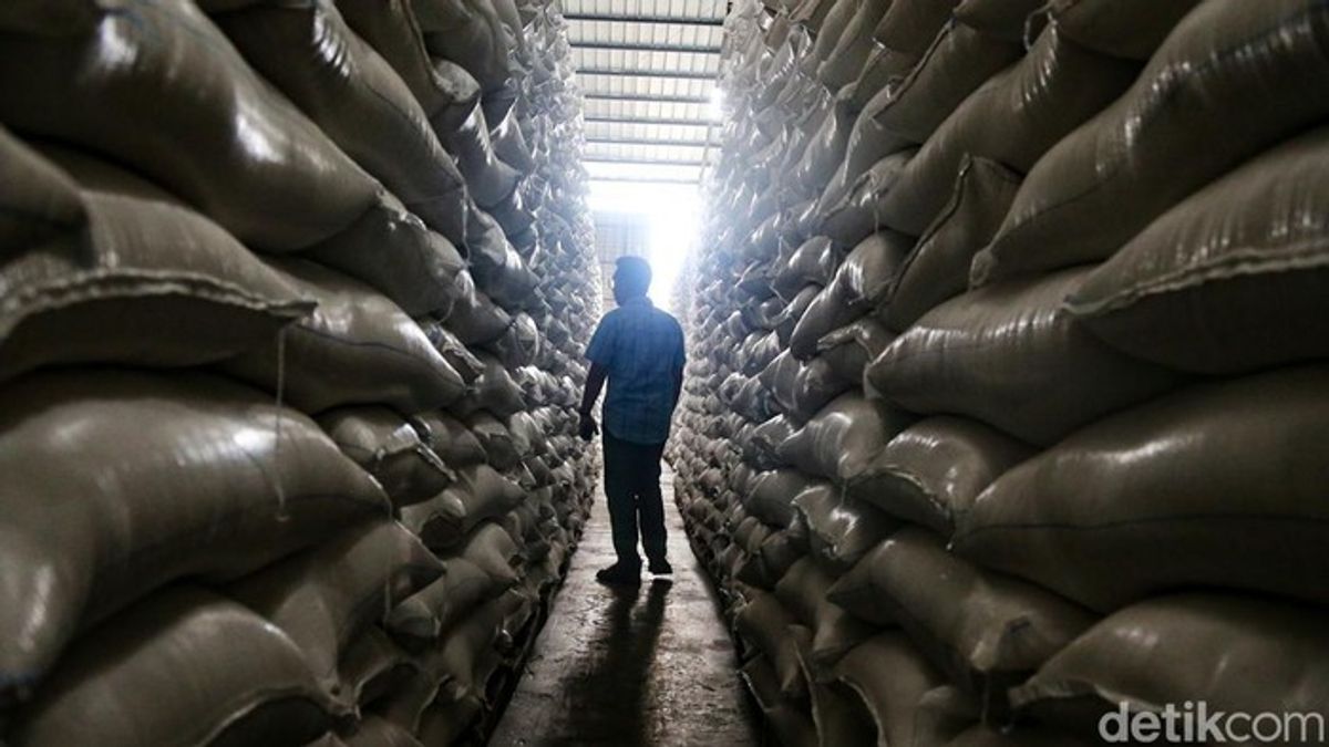 Bulog Tingkatkan Kapasitas Gudang Beras hingga Tujuh Juta Ton