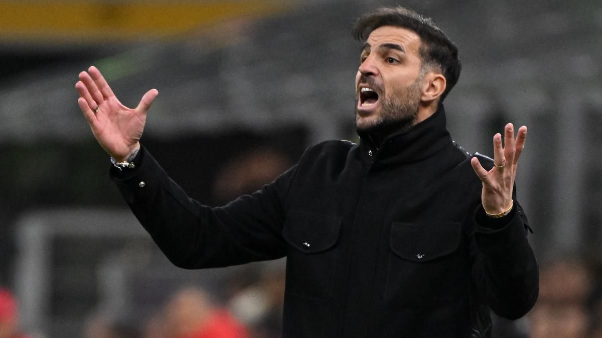 Cesc Fabregas Tolak Tawaran Melatih Chelsea demi Bertahan di Como
