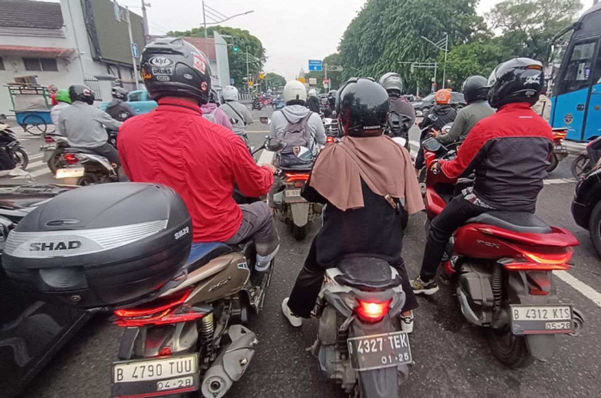 Wahana Beri Panduan Prioritas Ambulans di Kemacetan Jakarta