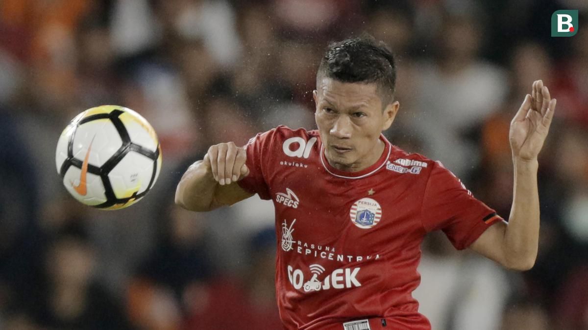 Kisah Perjuangan Ismed Sofyan Meniti Karier Sepak Bola dari Keterbatasan