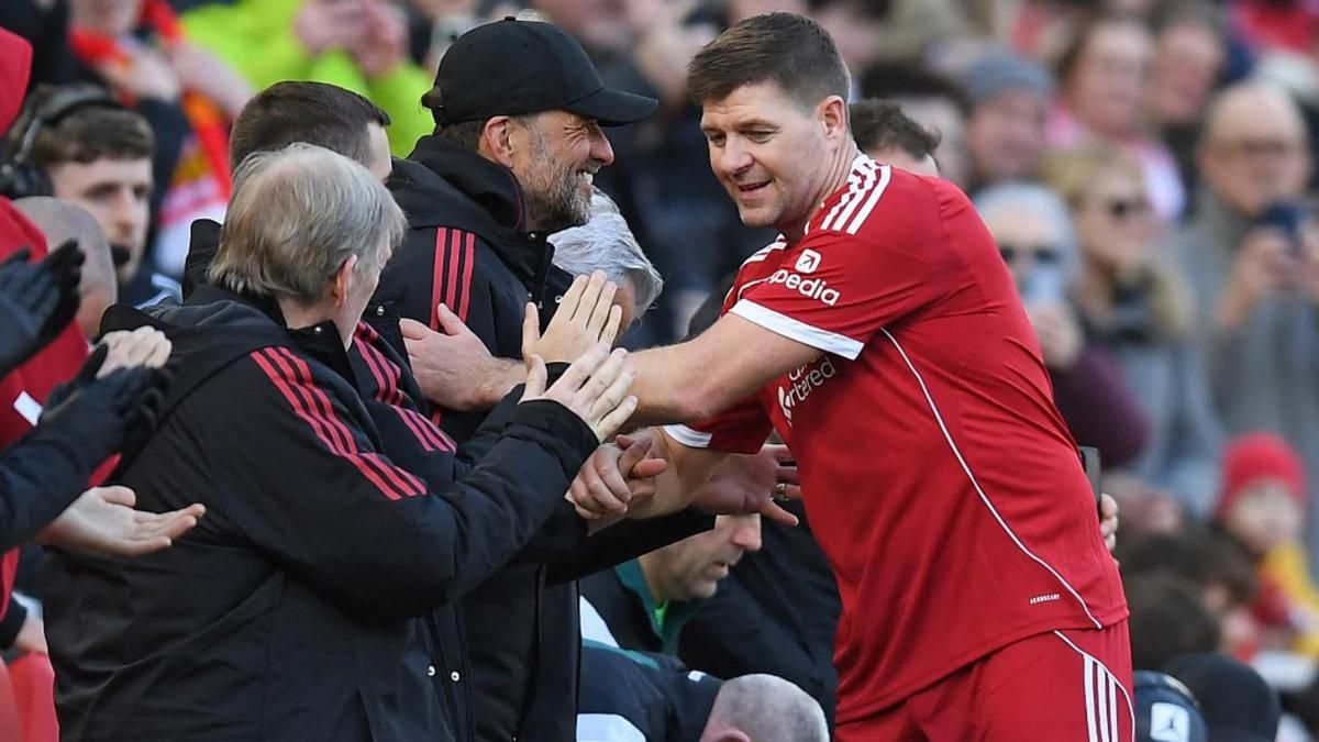 Steven Gerrard Soroti Gejolak Ruang Ganti Liverpool Usai Kritik Mohamed Salah